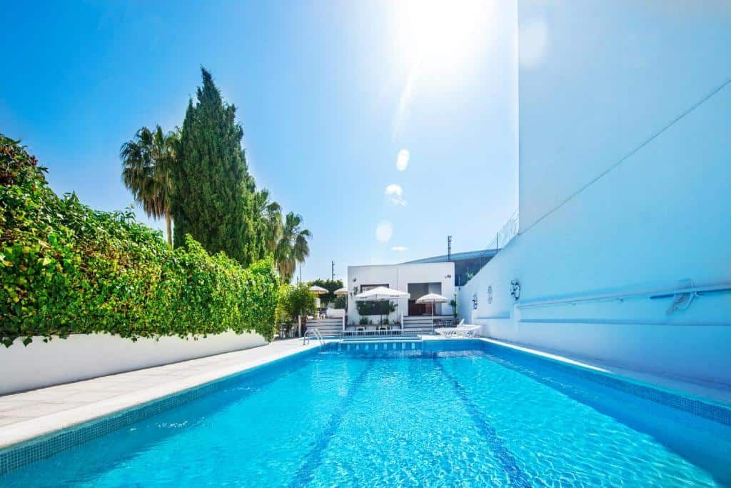 Hostal Tarba