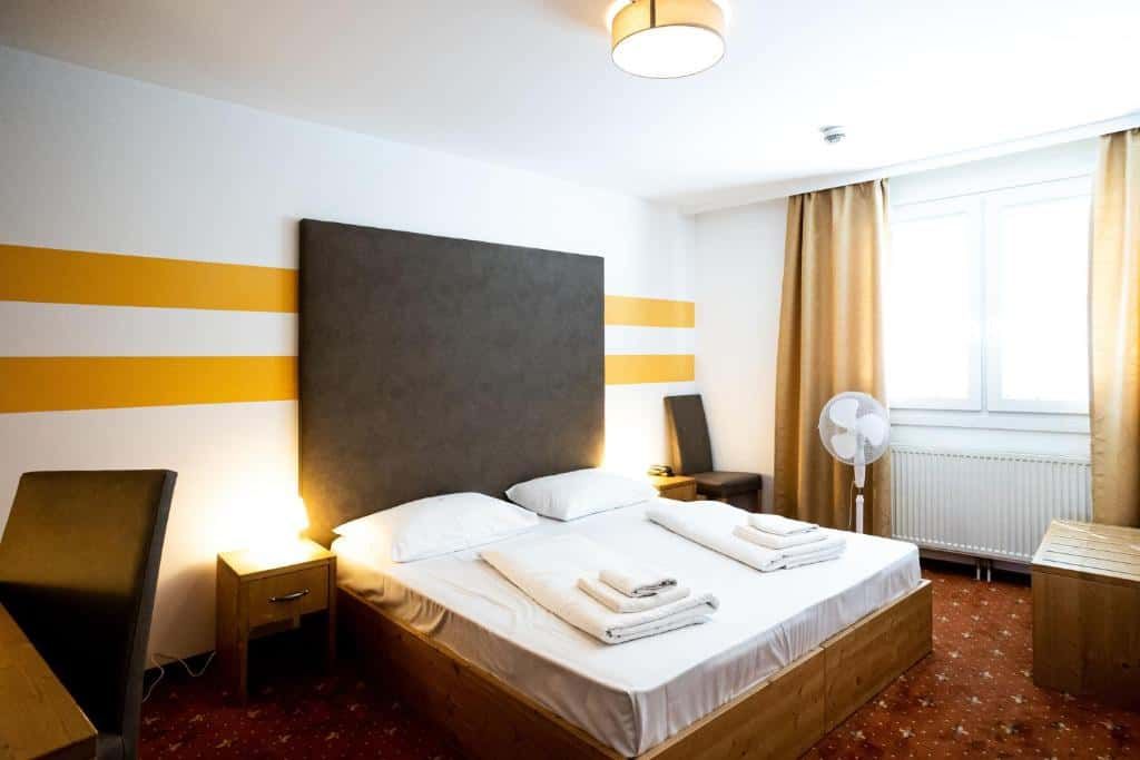 Lenas Donau Hotel