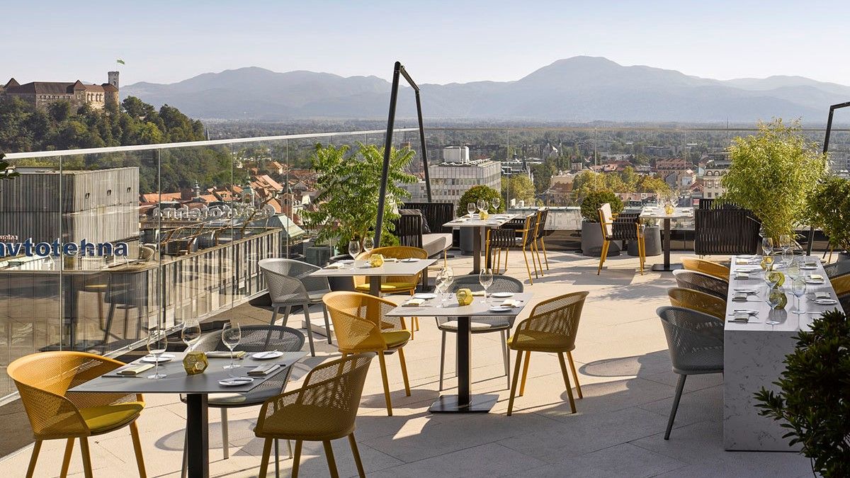 InterContinental Ljubljana bar view