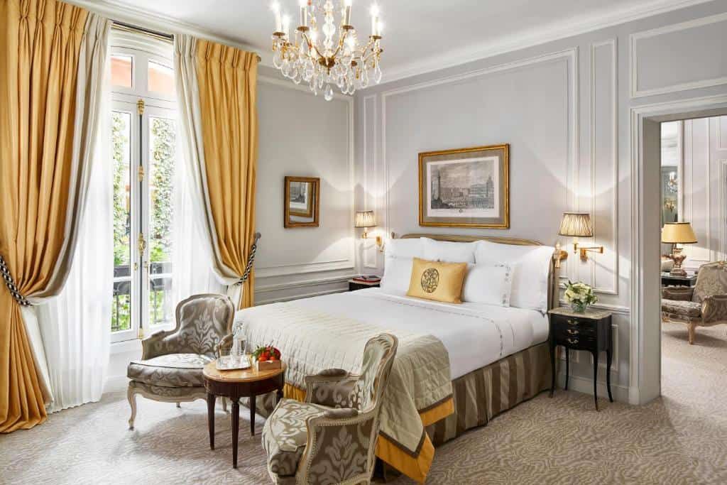 Hôtel Plaza Athénée