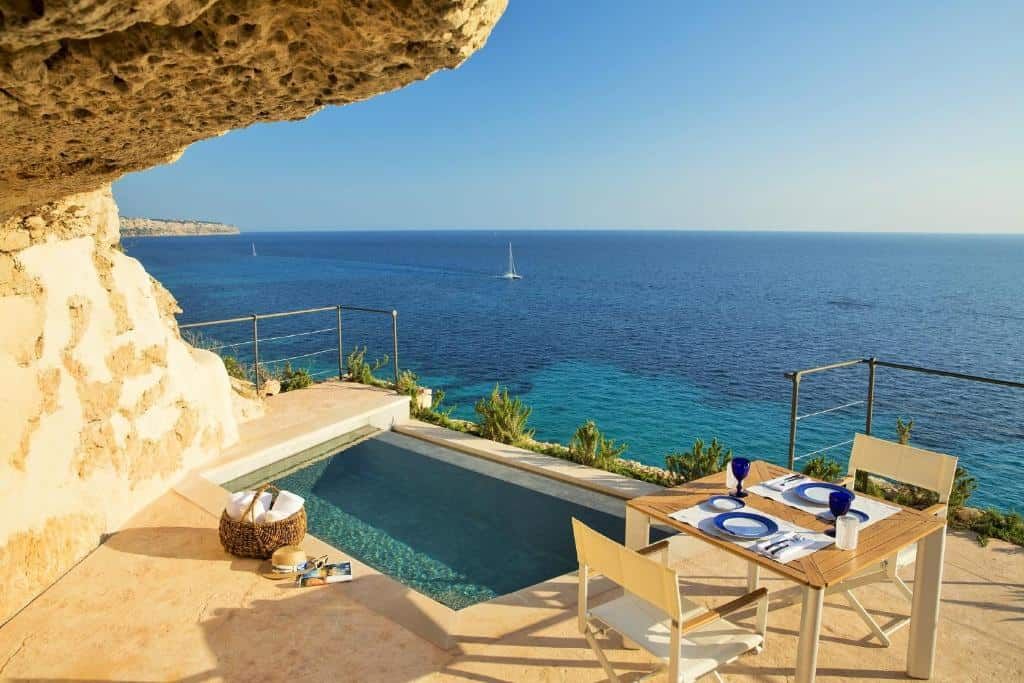 Cap Rocat, Cala Blava