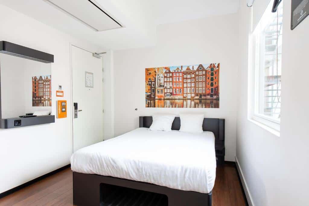 Qbic Hotel WTC Amsterdam