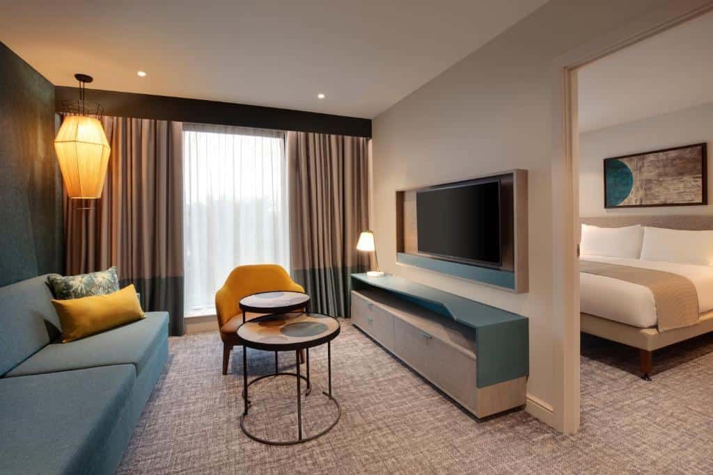 Staybridge Suites London Heathrow Bath Road