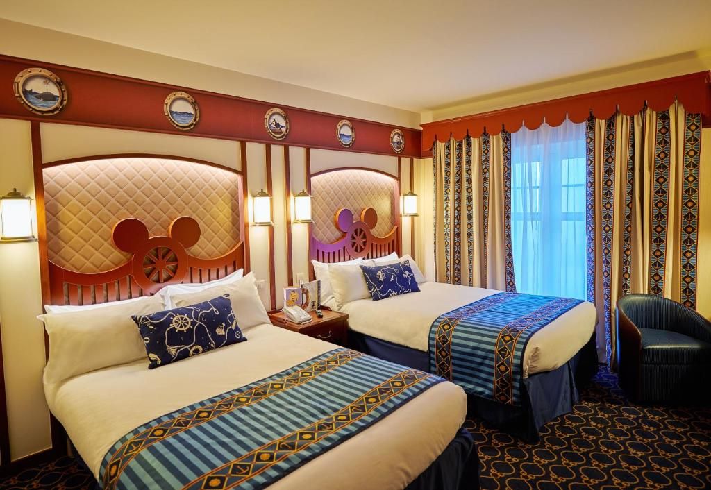 Disney’s Newport Bay Club
