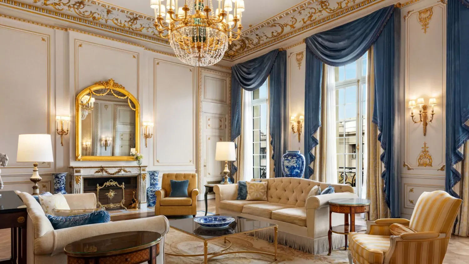 Shangri-La Hotel, Paris