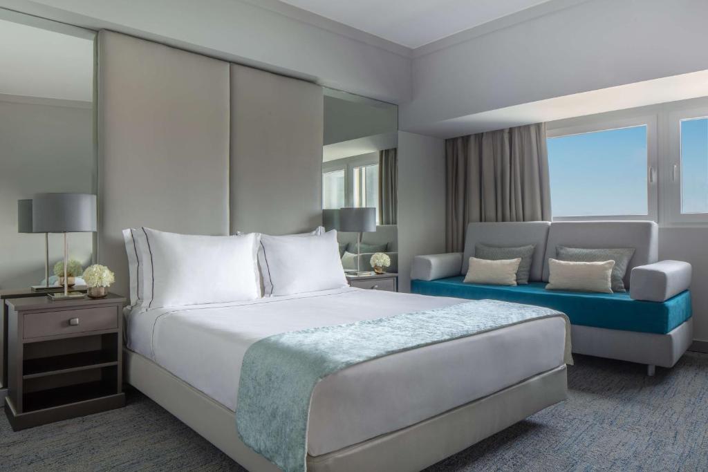 Tivoli Oriente Lisboa room